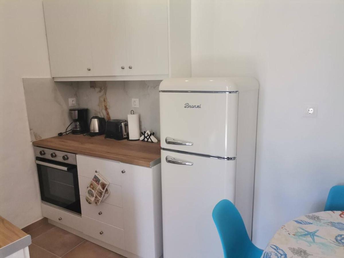 Lávrion Blue Central Apt 10 Min To The Port/ Wash Machine מראה חיצוני תמונה